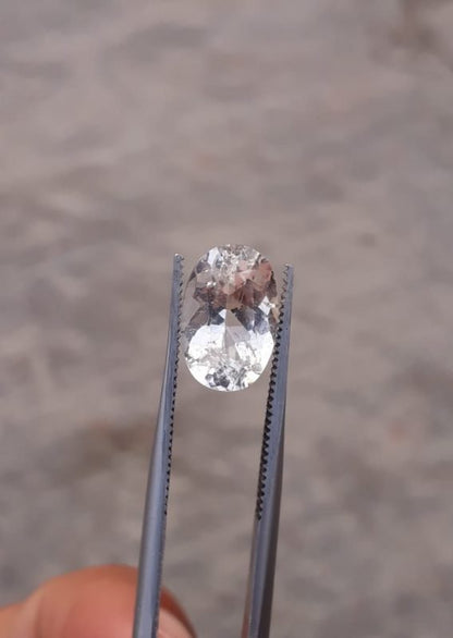 4.7ct Topaz - Whie Topaz Faceted Gemstone - Novemeber Birthstone - White Pukhraj - 13x9mm