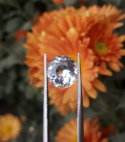 5.4ct Topaz - Whie Topaz Faceted Gemstone - Novemeber Birthstone - White Pukhraj - 11x10.3mm