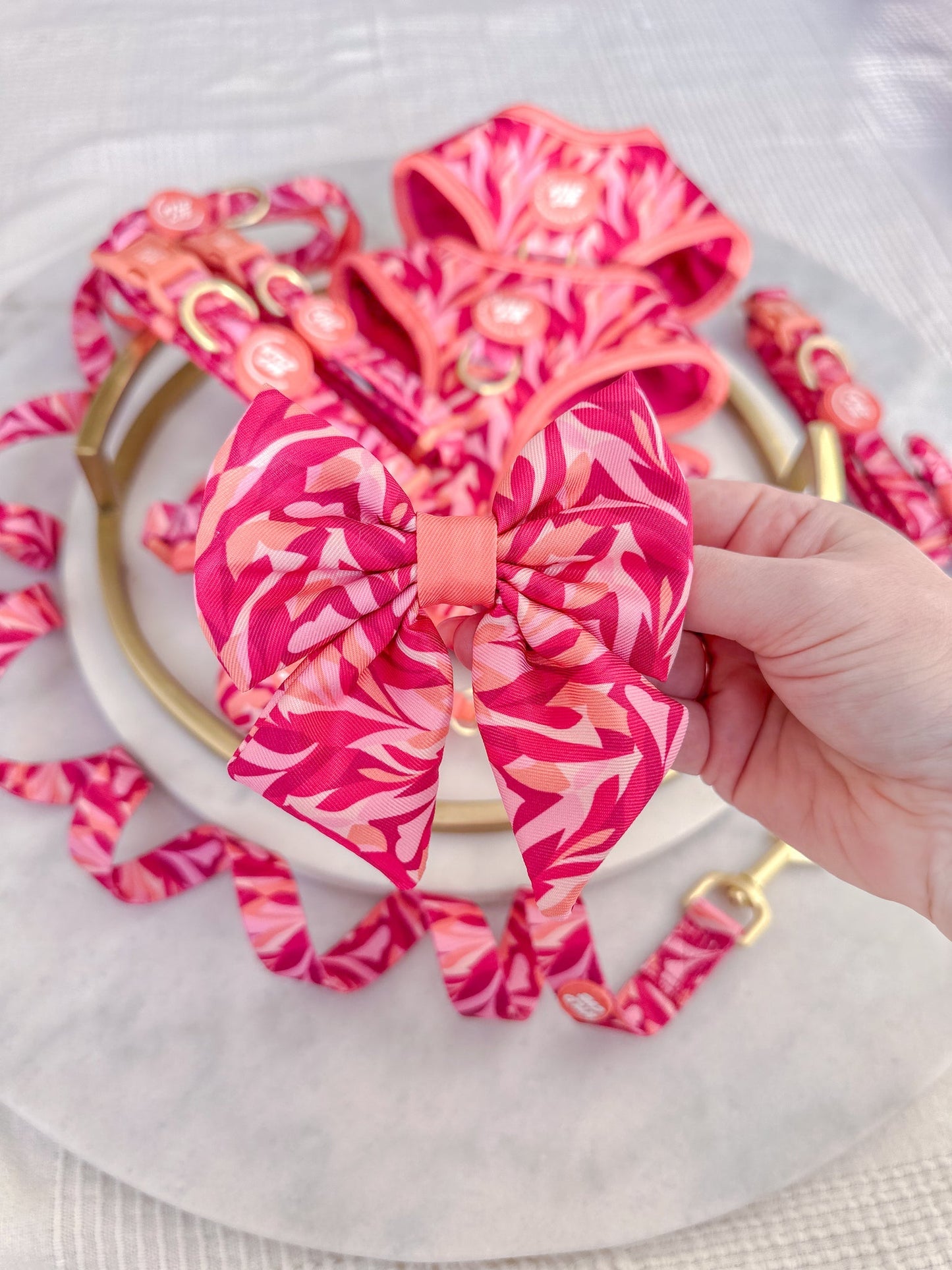 Wyld Cub - Adjustable Dog Collar: Kew Honeysuckle