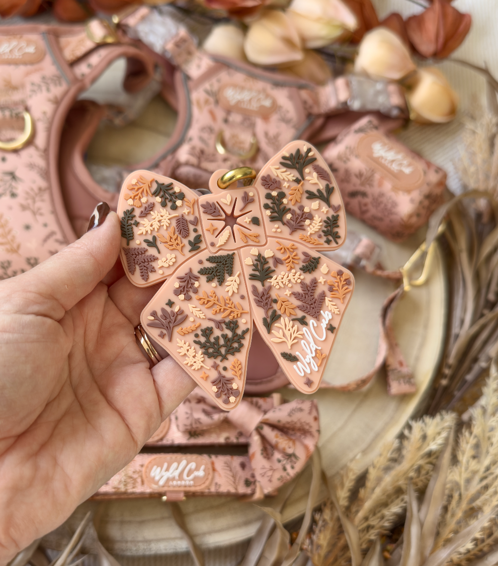 Wyld Cub - Dog Poop Bag Caddy: Chiswick Nutmeg