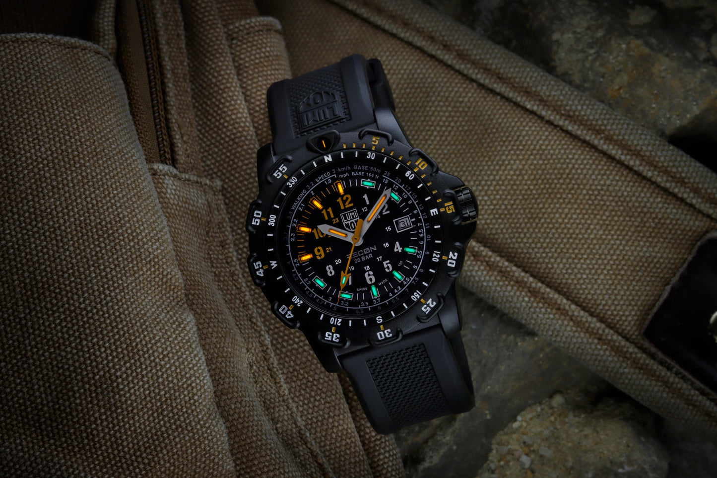 Luminox RECON Point Man 45 mm Heritage Watch Set
