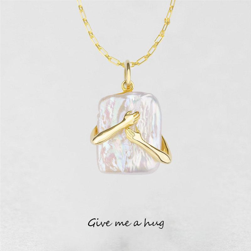 Baroque Pearl Couple Pendant Necklace