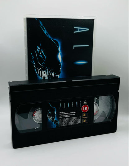 Alien Saga (18)