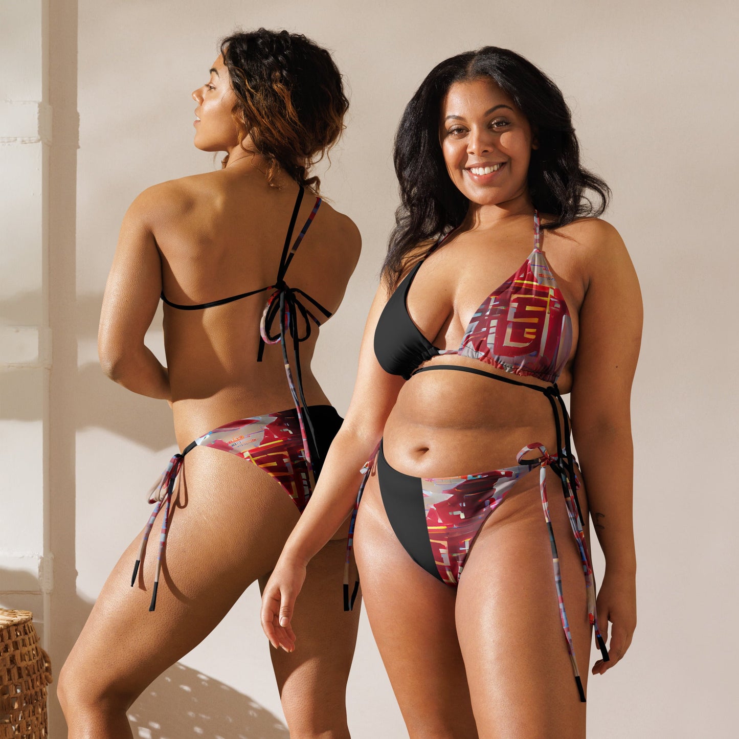 Half Black Half Báijiǔ - Womens String Bikini