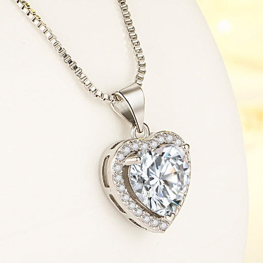 New White Zircon Heart Pendant Necklace