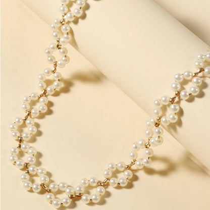 Pearl Flowers Necklace