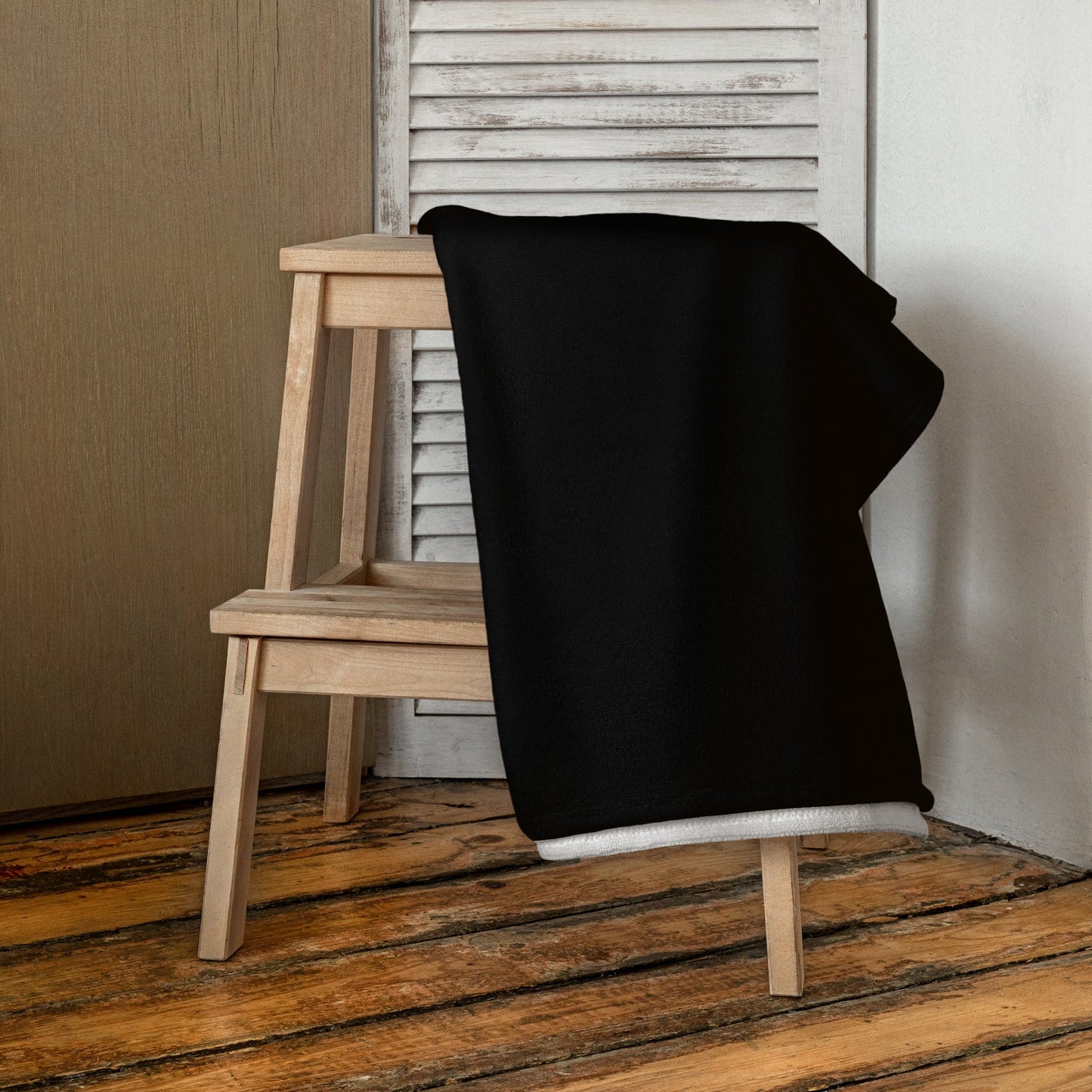iSAW Black Beach Towel - iSAW Company