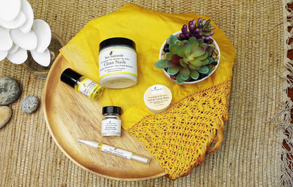 Bee Naturals Natural Nail Care Kit – Non-Toxic Nail & Cuticle Care with Vitamin E