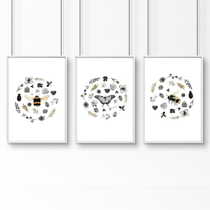 Bee wall hanging | Set of 3 pictures for entryway