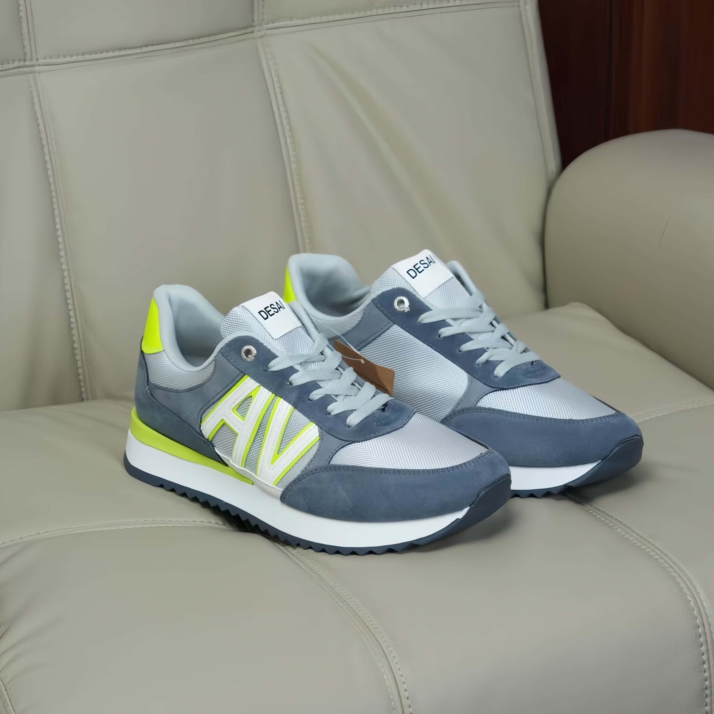 Ultra-Comfortable Breathable Low-Top Lace-Up Shoes for Running
