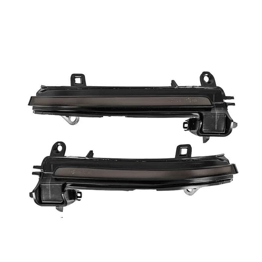 ** CLEARANCE ** BMW 1/2/3/4 Series F20 / F21 / F22/F23/F45/F46/F87/F30/F31/F34/F80/F32/F33/F36/F82/F83 - LED Sequential Side Repeater Unit **no return**