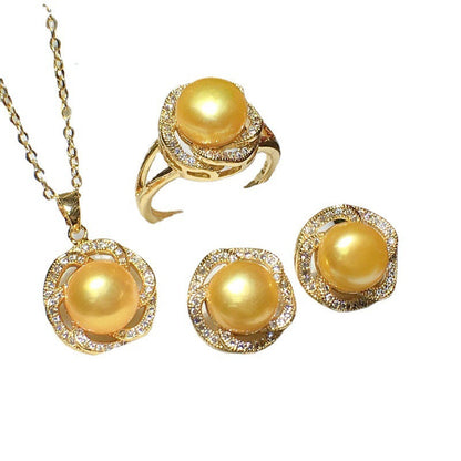 Freshwater Pearl Necklace Set