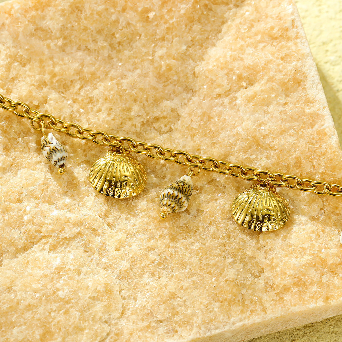 Ins Summer Ocean Style 18K Gold Titanium Steel Shell & Conch Necklace