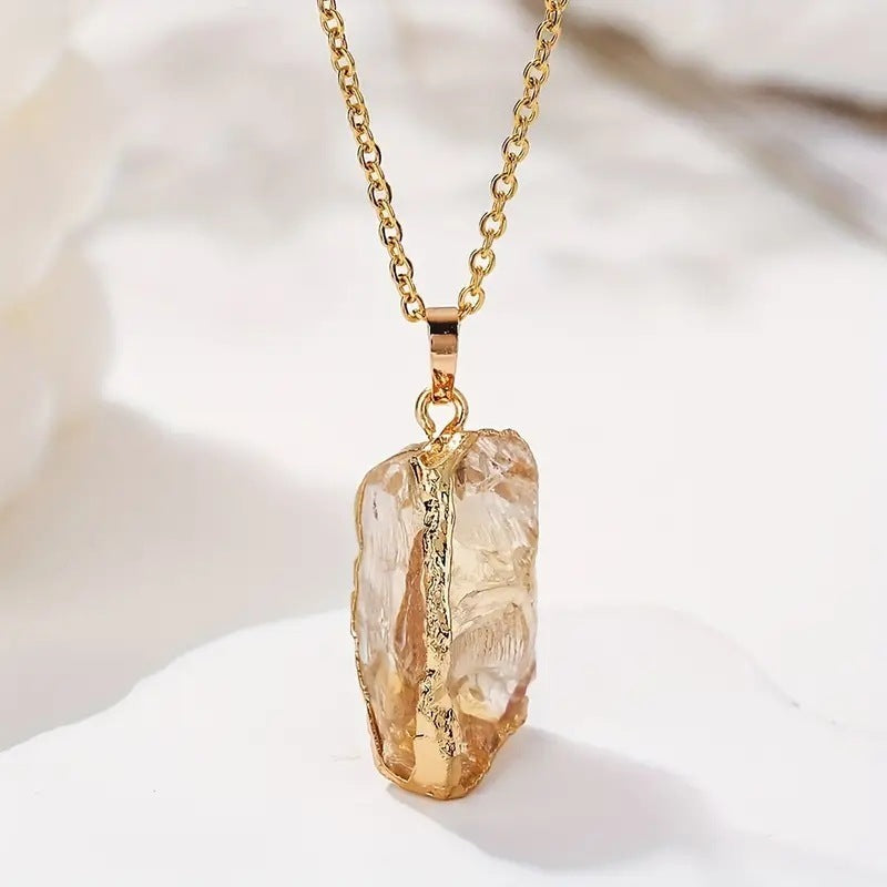 Stone Irregular Crystal Pendant Necklace