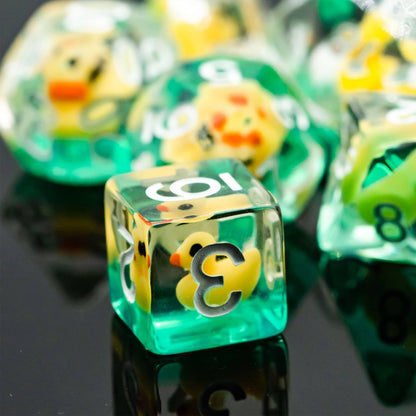 Cusdie 7-Die DND Dice Set – Polyhedral Dice with Animal Inside (Yellow Duck)
