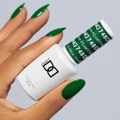 DAISY DND Gel Polish Set – Green Collection Duo, 4 Leaf Clover #748 (Gel + Lacquer, 0.5 fl oz each)