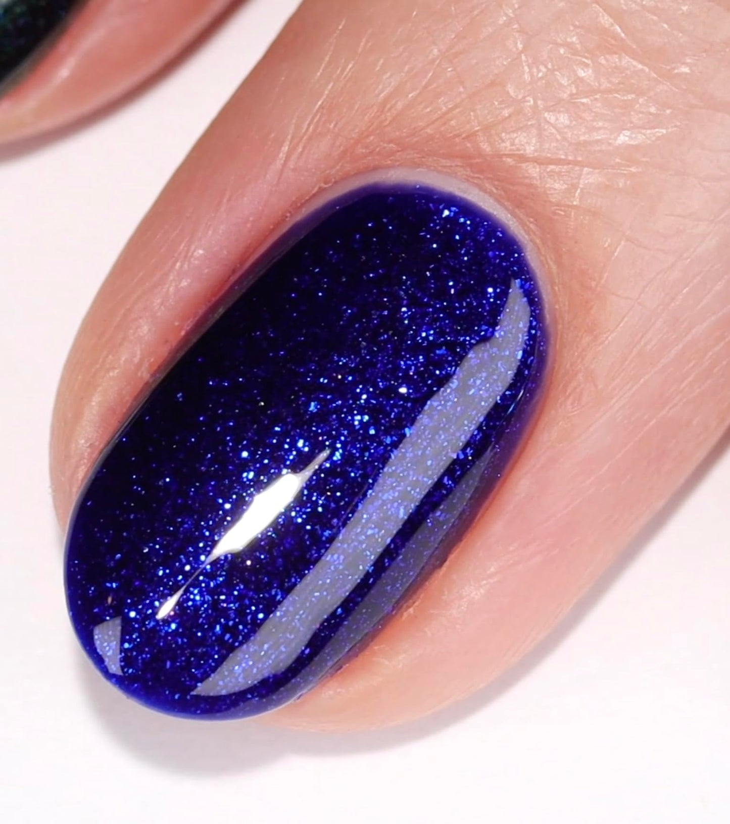 Daisy DND Indigo Wishes Gel Polish & Lacquer Duo – 764 Indigo Wishes (Purple Collection)