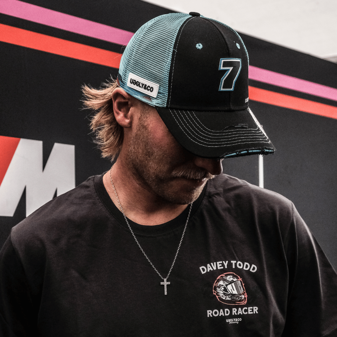 Black & Blue, Davey Todd Cap