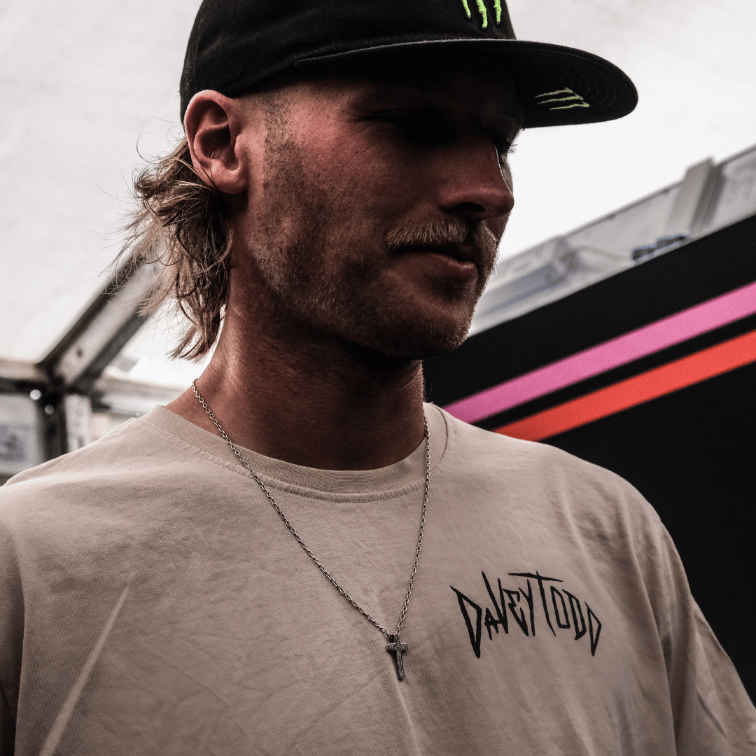 Davey Todd ‘Lightning Bolt’ Beige Tee