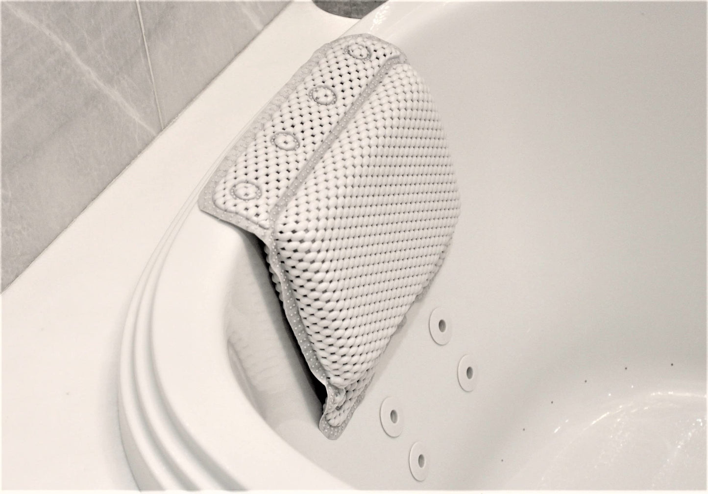 Dependable Industries inc. Essentials Luxurious Memory Foam Spa Bath Pillow – Pack of 2 with 8 Suction Cups