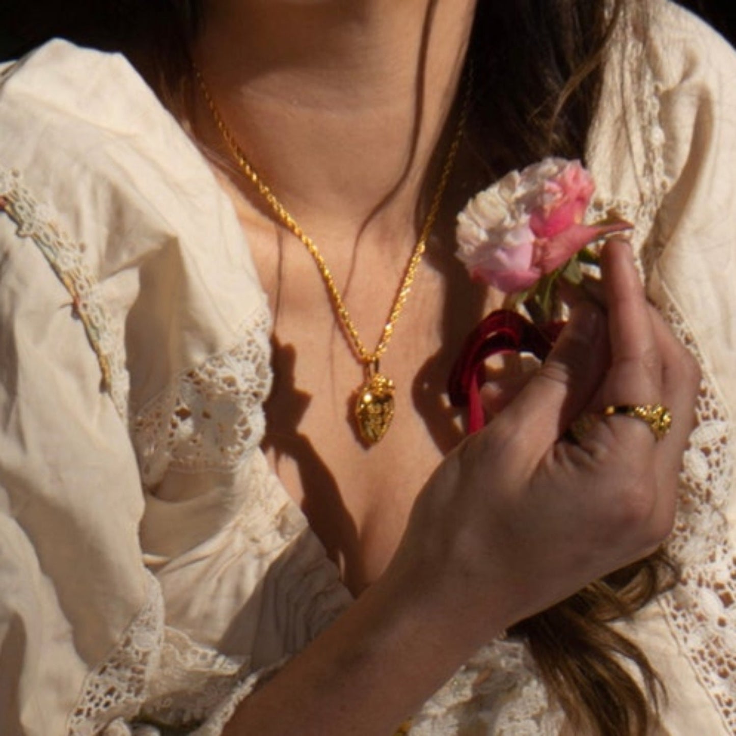 Love Heart Flowers Pendant Necklace