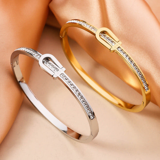 Exquisite Buckle Bracelet