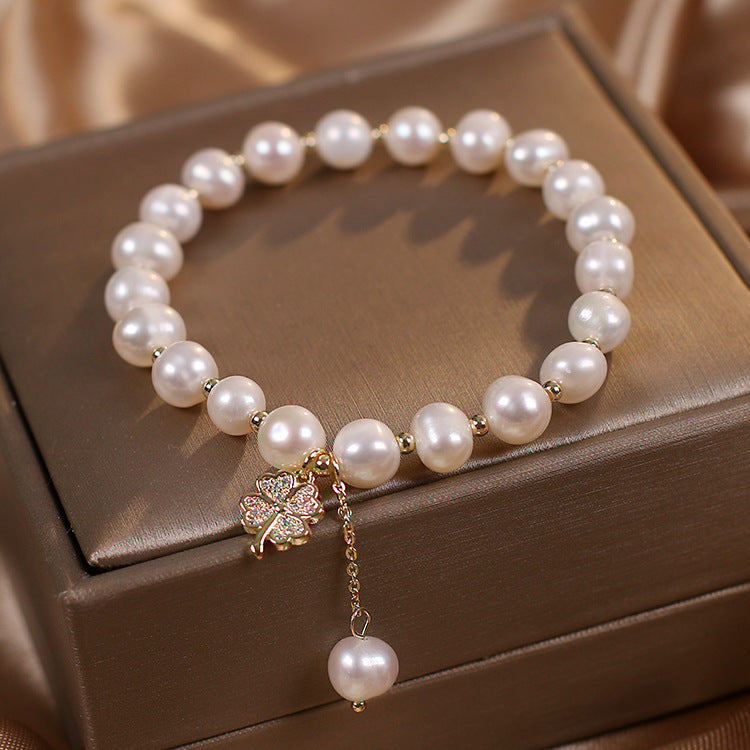 Pearl Four-Leaf Clover Pendant Bracelet