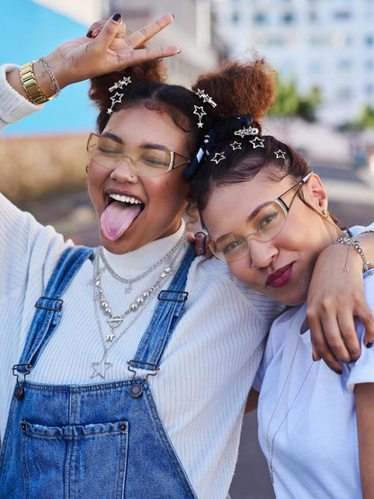 Fourluoo 60 Pcs Y2K Accessories Set — Gradient Silver & Silver | Chokers, Bracelets, Sunglasses, Hair Clips