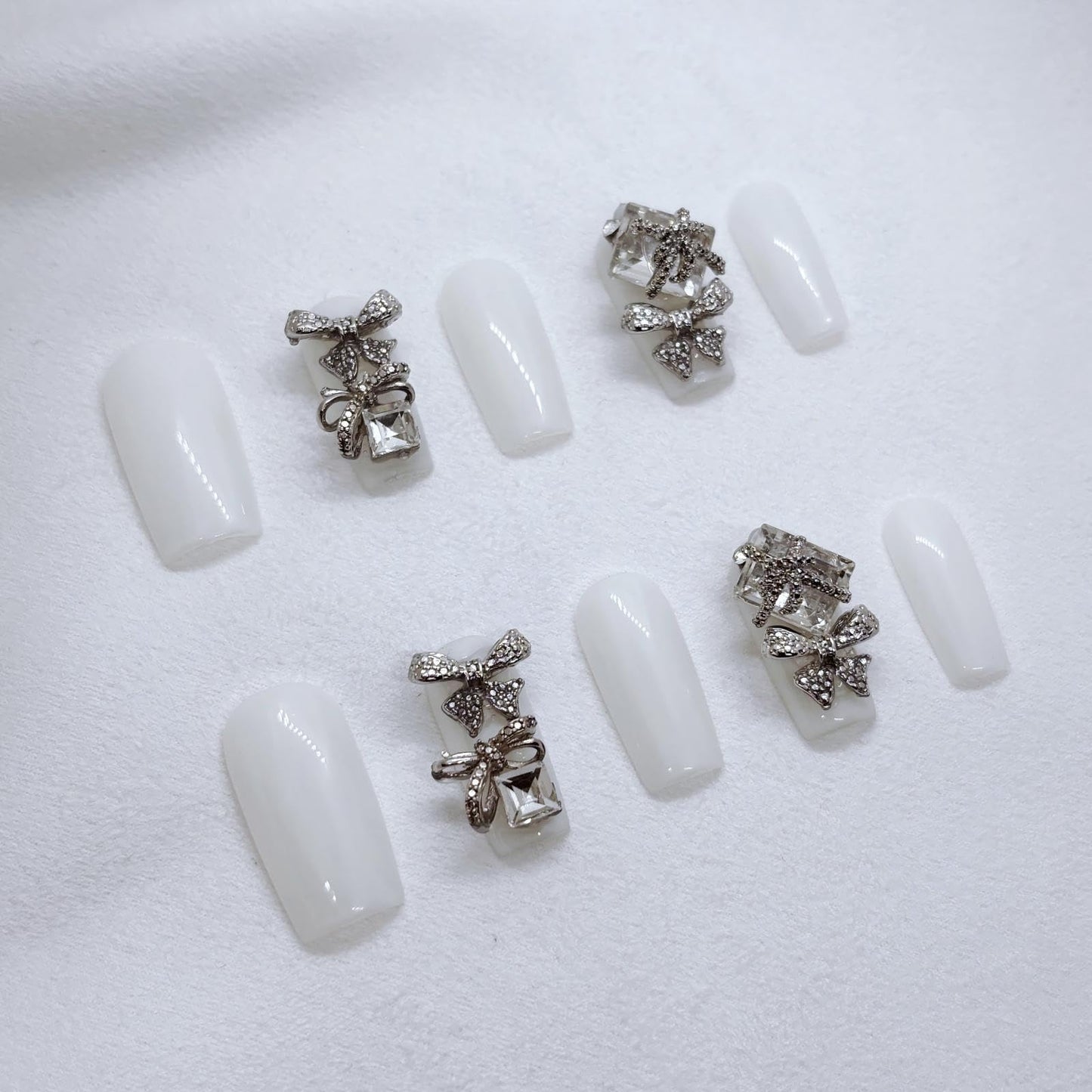 FURNUNUBI Handmade Square Press-On Nails – Ivory White with Crystal Bow Design and 3D Jewels