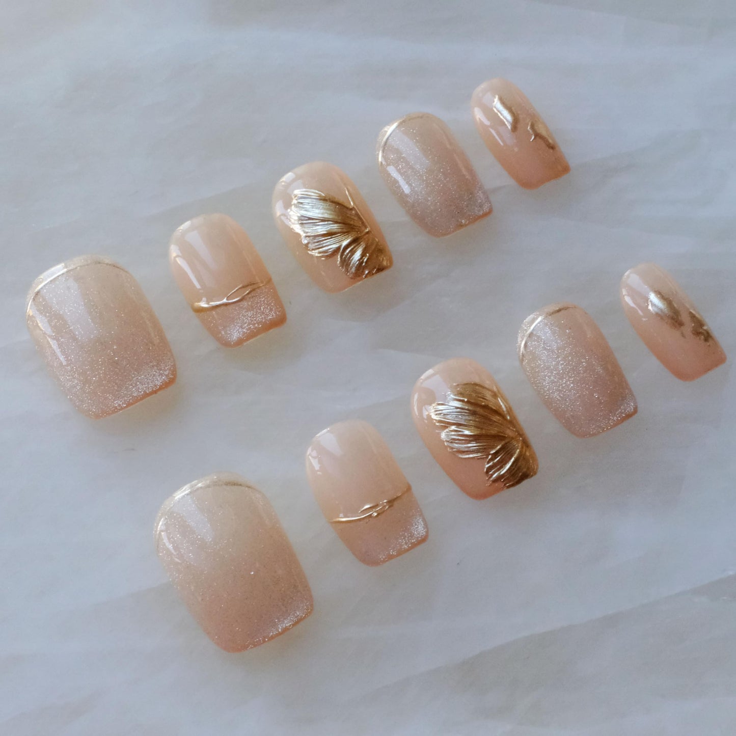 [GLORS] Purely Handmade Press On Nails | Flower Dance - Cat-Eye & Icy Nude Short Square, 10 Pieces