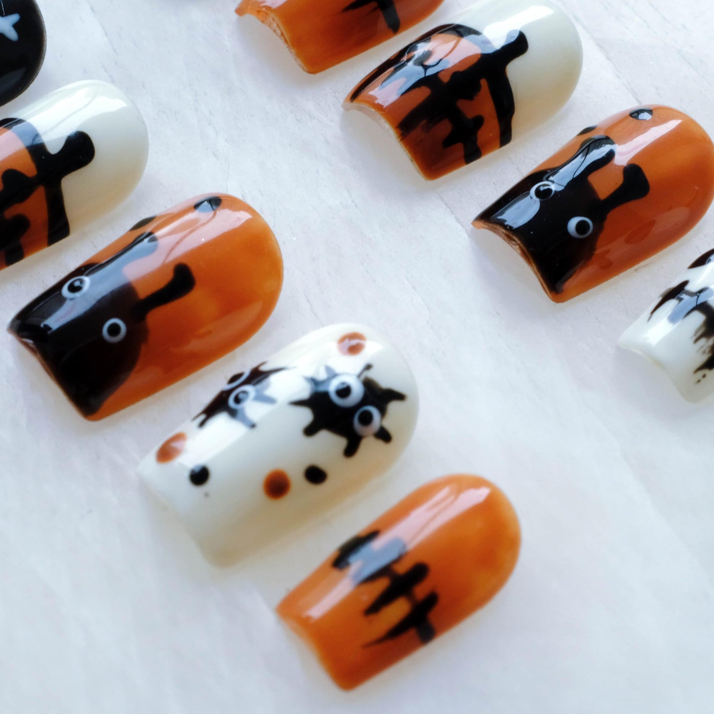GLORS Halloween Press On Nails – Handmade Short Square False Nails (10P), Orange & Black Design