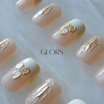 [GLORS] Purely Handmade Press On Nails | Mica Love Shell Piece Nail Art | Short Square, Salon Quality 10-Piece Set (Large, SS)