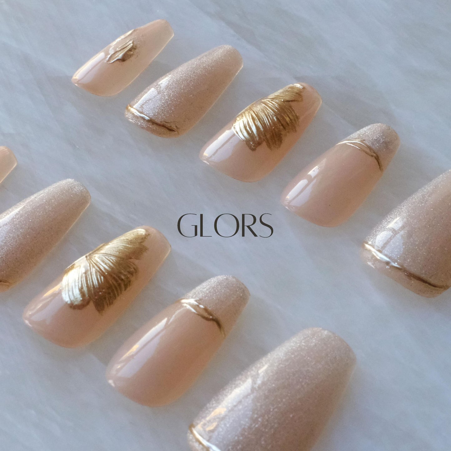 GLORS Press On Nails – Long Ballerina Nude Pink with Gold Accents (10 Pieces, Medium)