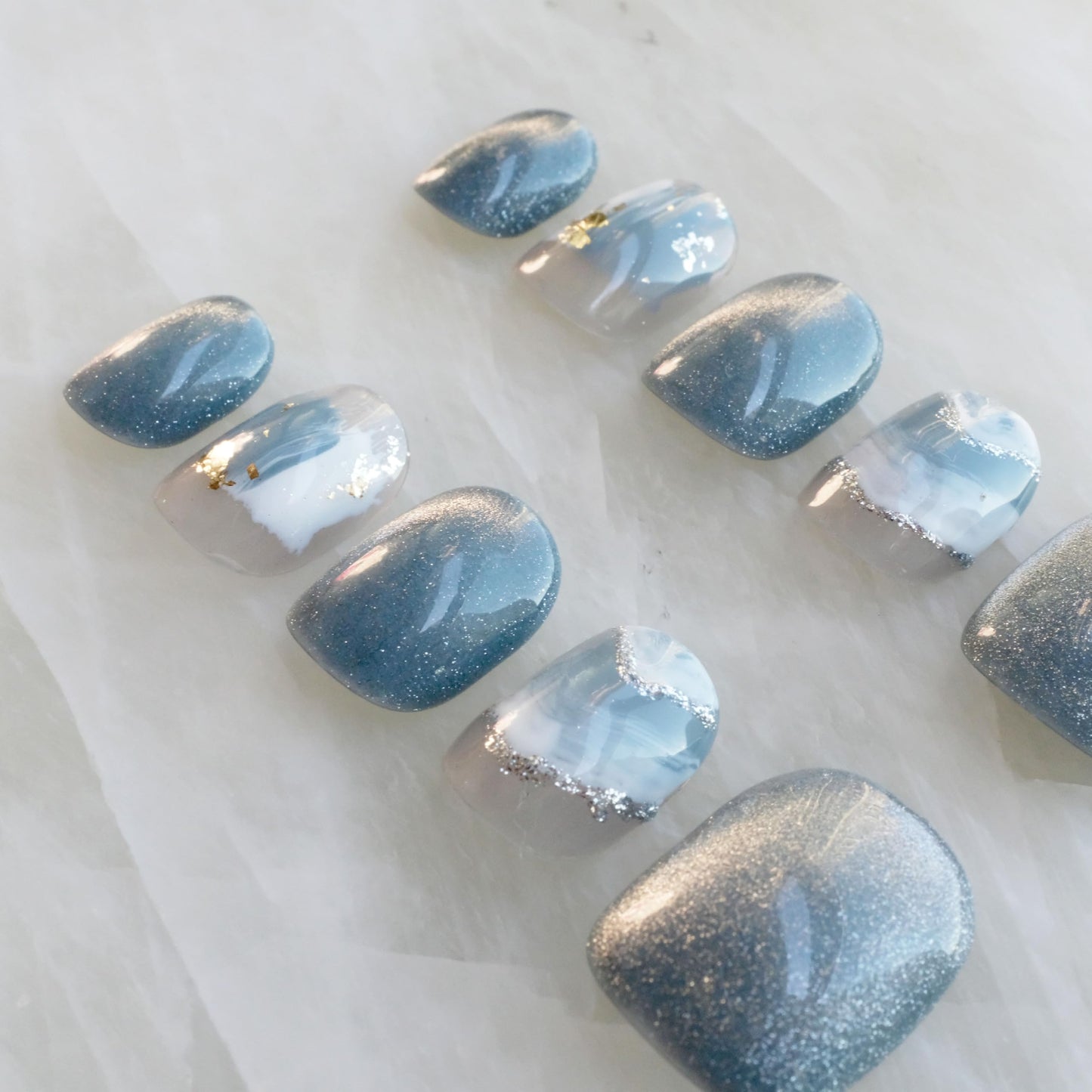 GLORS Purely Handmade Press On Nails - Blue White Glitter Snow Mountain, Short Square (SS) | 10 pcs