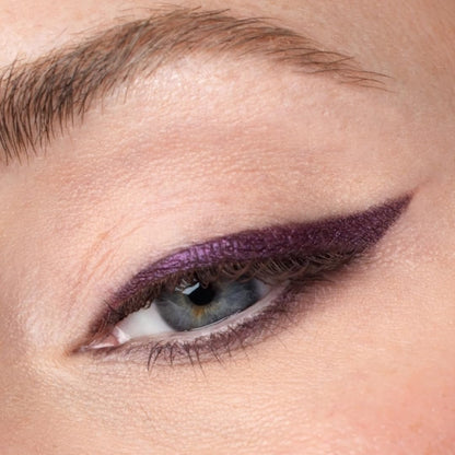 Honeybee Gardens Effortless Eye Liner Pencil in Passion – Rich Pigment, Smooth Glide, Vegan & Gluten-Free