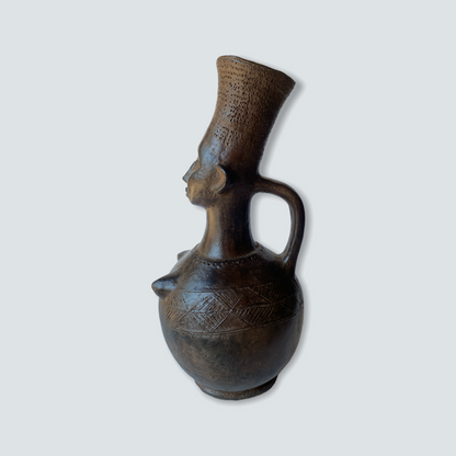 Mangbetu figural clay pot