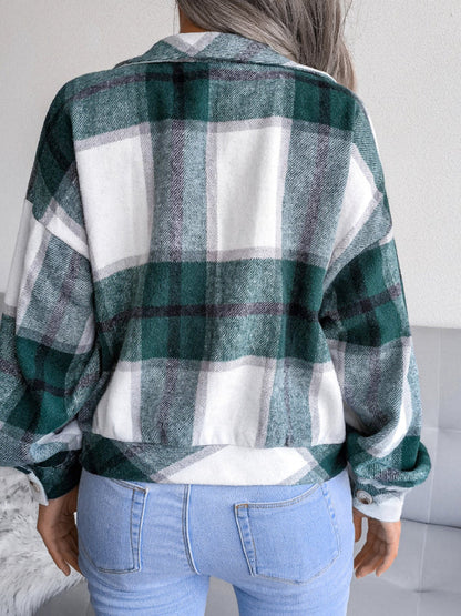 Women’s Thick Collared Plaid Flannel Cardigan With Button Front And Front Pockets