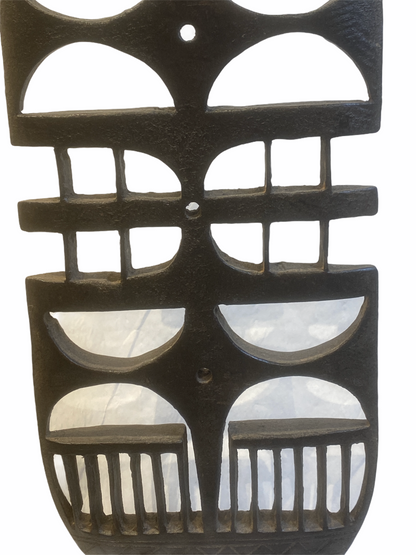 Tuareg tent peg sculpture