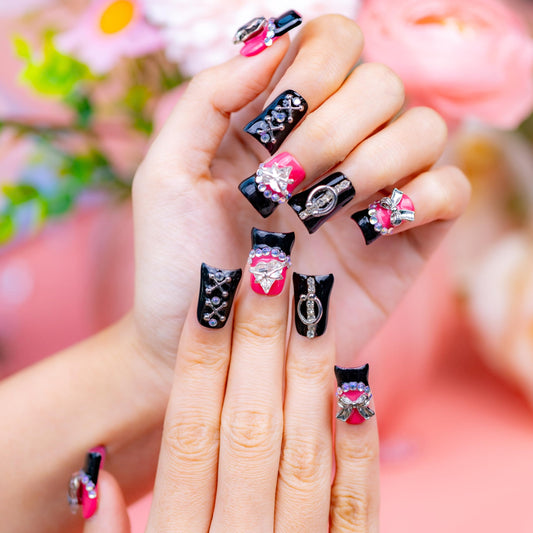 IntoVibes 10-Pcs Luxury Acrylic Press On Nails – Short Duck Shape, Black French, Punk Metal Accents & Reusable Valentine Nails