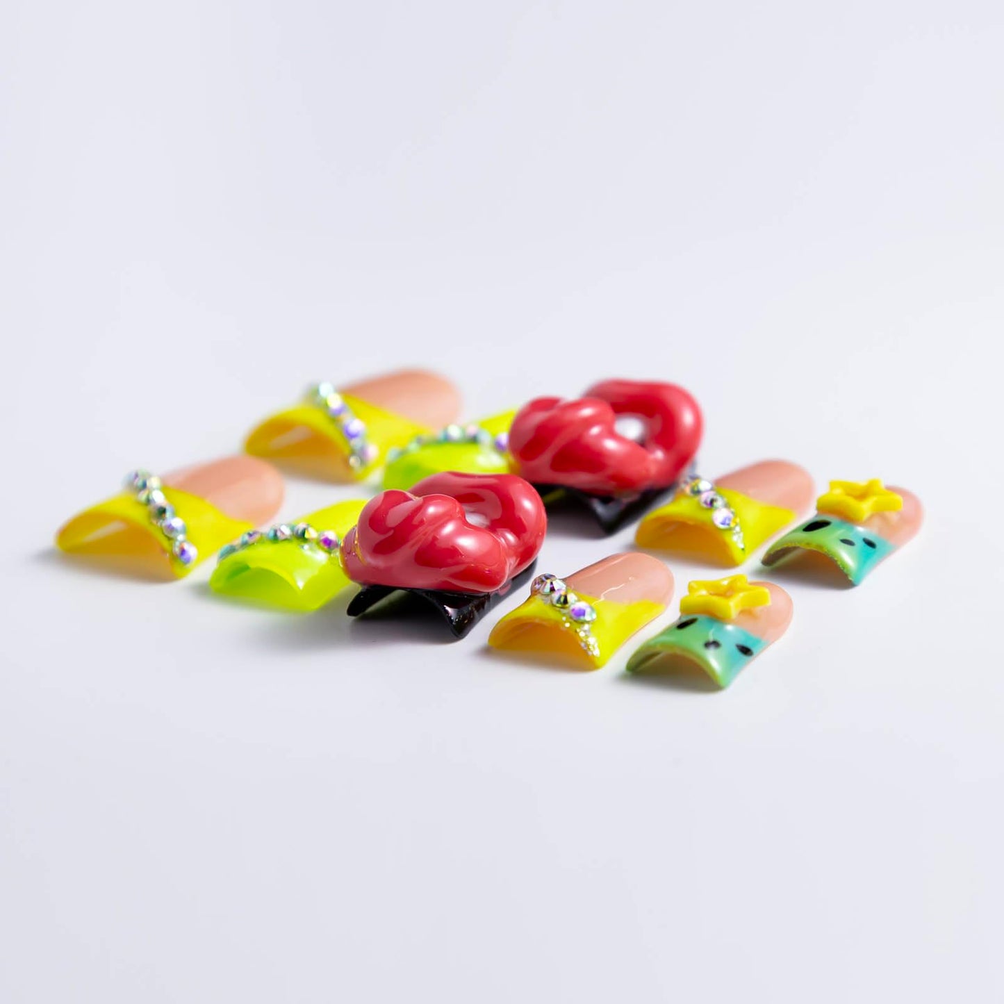 IntoVibes 10 Pcs Luxury Acrylic Press On Nails – Short Duck Shape, Reusable, Rhinestones, Yellow Star & 3D Lips (L)