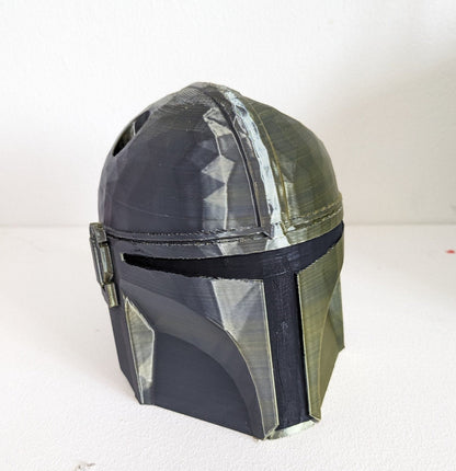 Large Mandalorian Helmet toothbrush holder. Star wars collectable pen holder