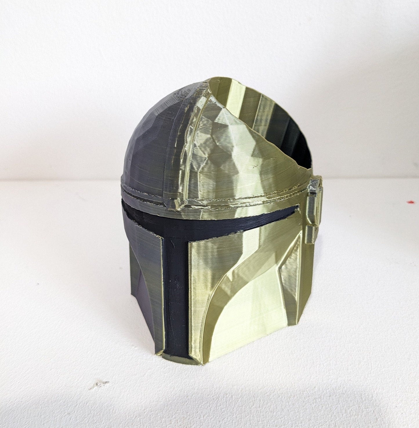 Large Mandalorian Helmet toothbrush holder. Star wars collectable pen holder