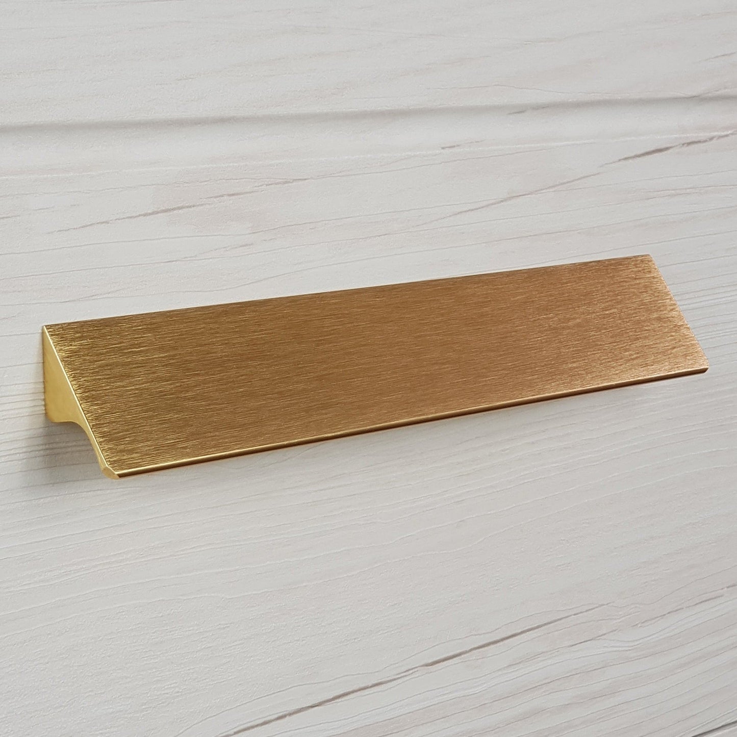 M4TEC Bar Pull Handle Brushed Brass Door, Drawer & Cupboard VE8 Dalry Series