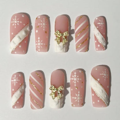 MAGLFELL Press On Nails - Handmade Square Nails with Snowflakes & Gold Plated Bow (10 Pcs, Size M)