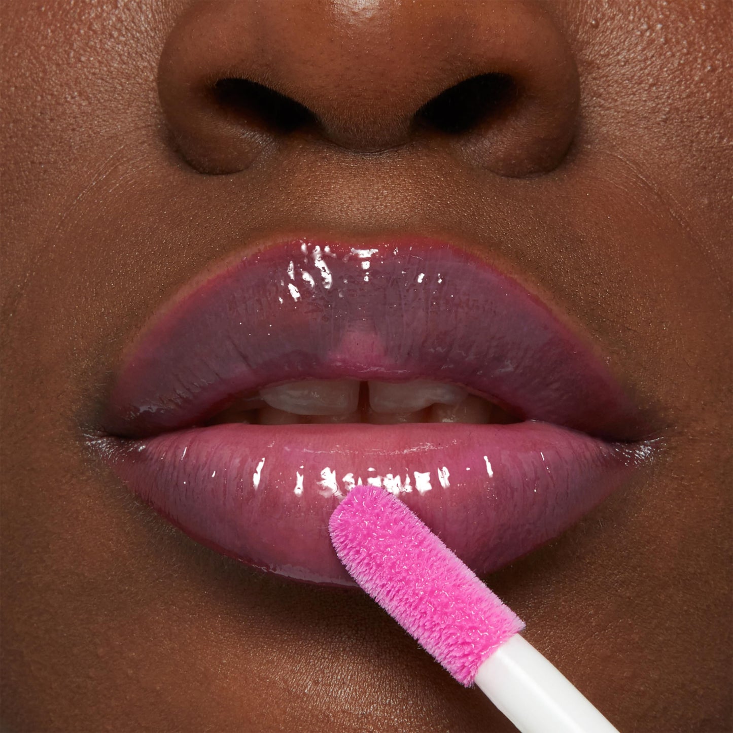 MAYBELLINE Lifter Gloss Plump – Chili Pepper, Maxi-Lip, Pink Sting