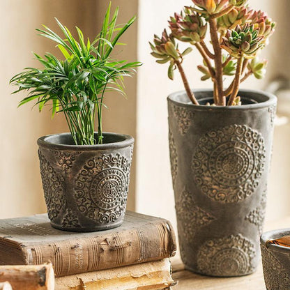 MI42 A Set Of Two Indoor/ Outdoor Plant Stands