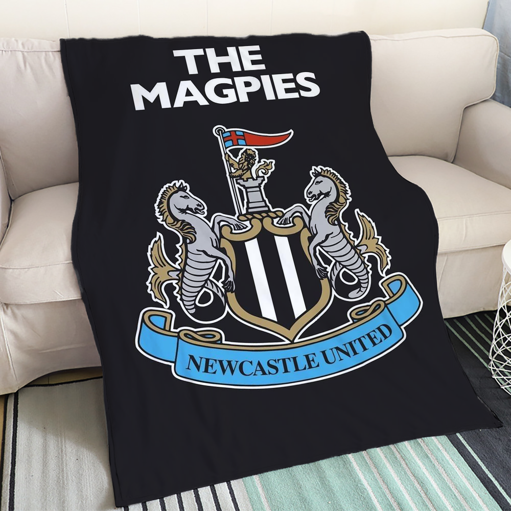 NUFC Crest Pet Blanket