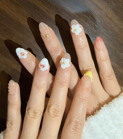 Ocean A04: 10 Short Almond Handmade Press-On Nails – 3D Floral Gradient with Starfish & Seashells (Autumn & Winter)