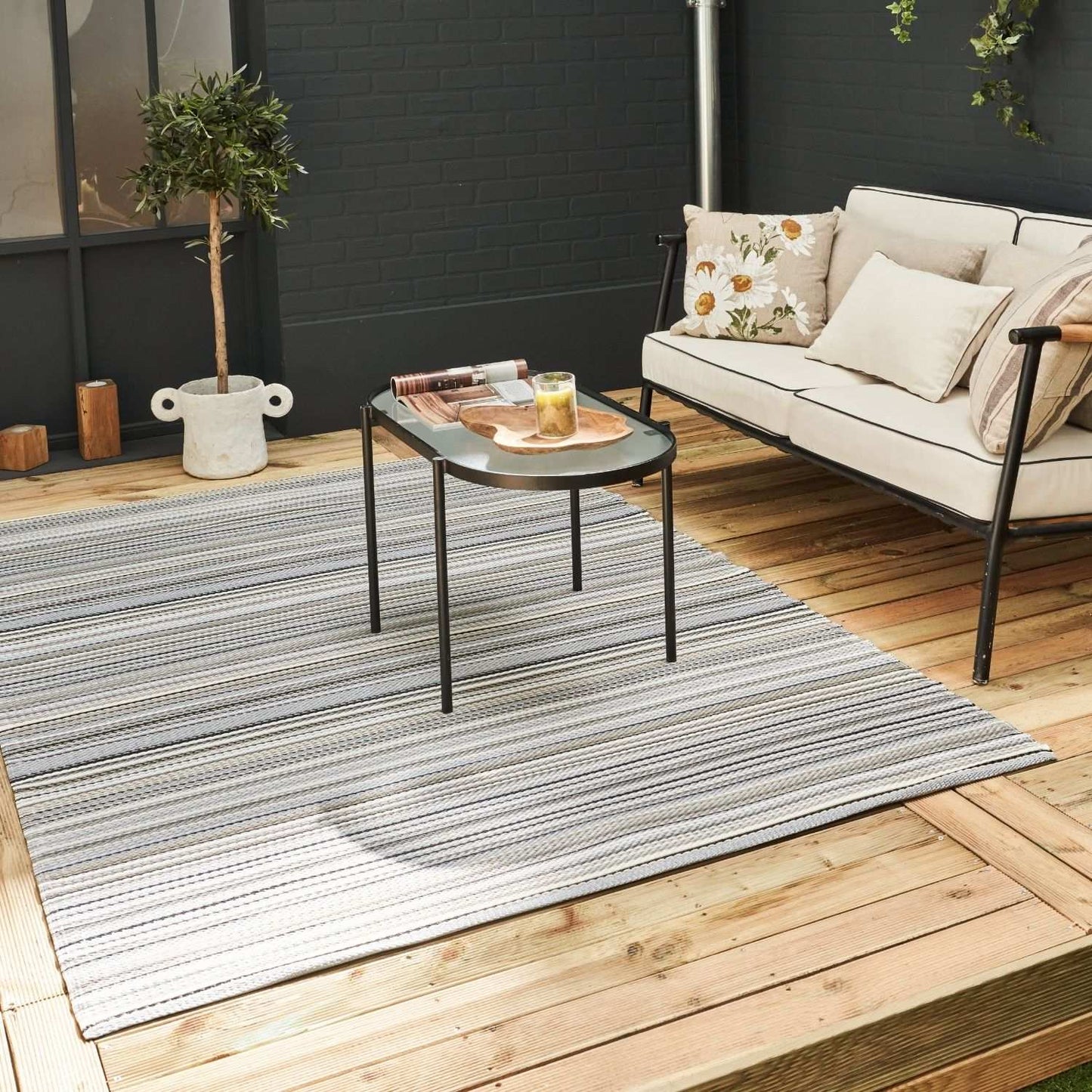 Rainbow Outdoor Rug Grey | 1020