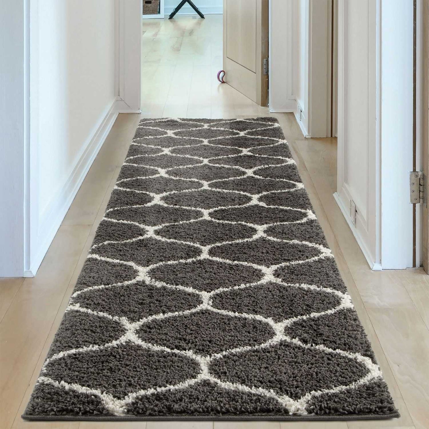 Moroccan Dark Grey Shaggy Rug | 640